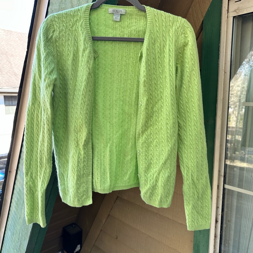 Spring Green 100% Cashmere Cable Knit Cardigan